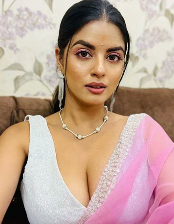 Call Girls service in Noida